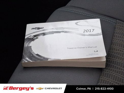 Certified 2017 Chevrolet Traverse LT w/ Style and Technology Package image 29