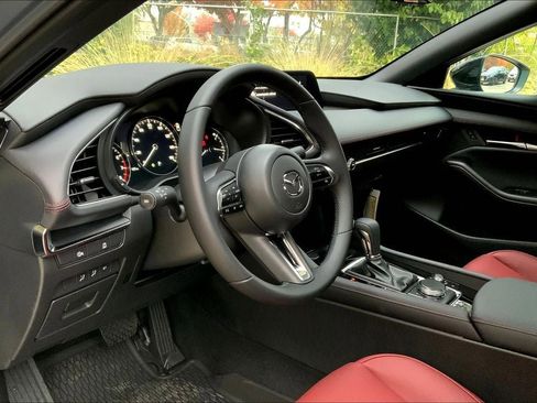 Used 2025 MAZDA MAZDA3 Carbon image 14