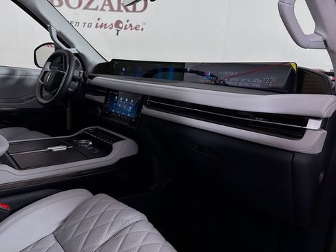 New 2026 Lincoln Navigator L Black Label AWD/4WD image 33