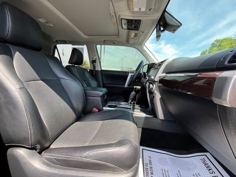 Used 2022 Toyota 4Runner Limited RWD image 25