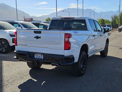 Used 2023 Chevrolet Silverado 1500 LT Trail Boss w/ LT Trail Boss Premium Package AWD/4WD image 3