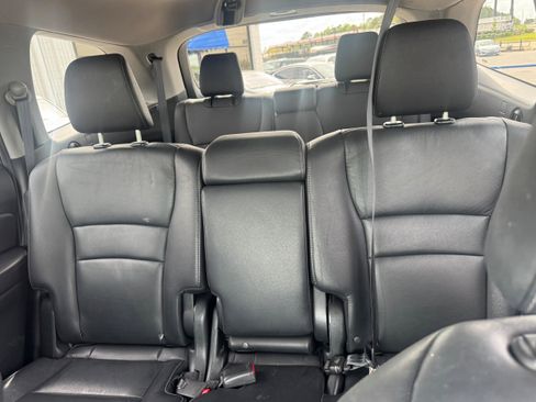 Used 2021 Honda Pilot Special Edition image 13