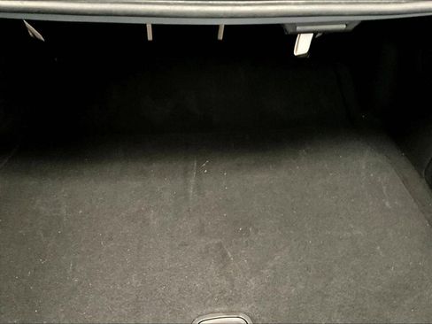 Used 2021 Mercedes-Benz E 350 4MATIC Sedan w/ Premium Package image 33