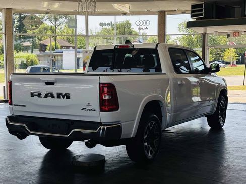 Used 2026 RAM 1500 Laramie AWD/4WD image 7