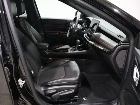 Used 2024 Jeep Compass Trailhawk image 22