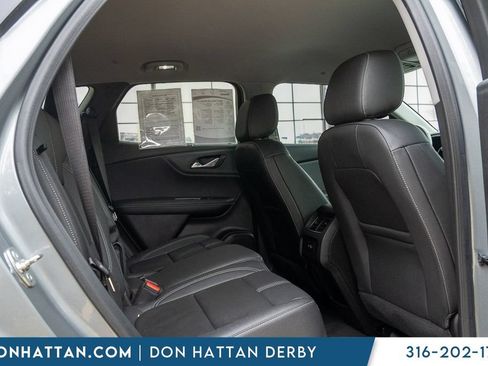 Used 2023 Chevrolet Blazer LT FWD image 27