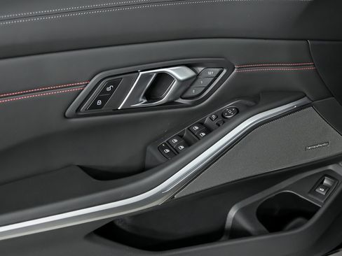 Used 2024 BMW M3 CS image 17