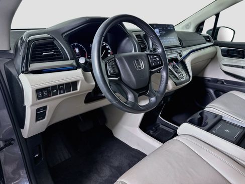 Used 2026 Honda Odyssey Touring image 23