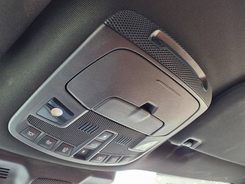 Certified 2024 Lincoln Navigator Reserve AWD/4WD image 18