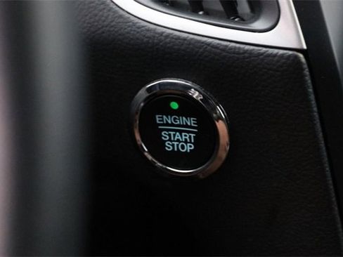 Certified 2024 Ford Edge SEL image 14