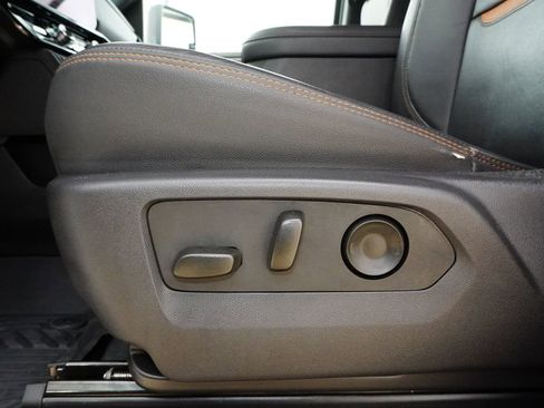 Used 2025 GMC Sierra 2500 AT4 w/ AT4 Premium Plus Package AWD/4WD image 25