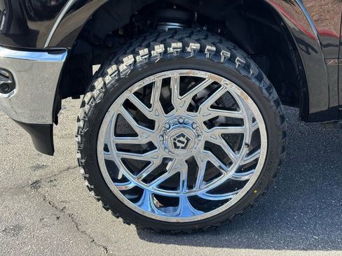 Used 2022 RAM 1500 Limited image 9