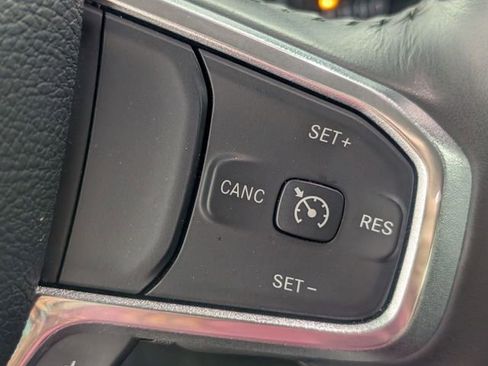 Certified 2022 RAM 1500 Laramie RWD image 16