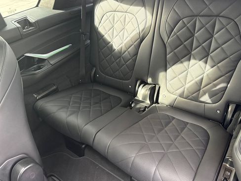 Used 2024 BMW X7 xDrive40i w/ M Sport Package image 14