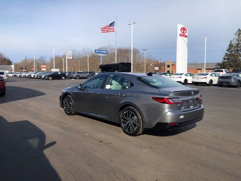 New 2026 Toyota Camry XLE image 3