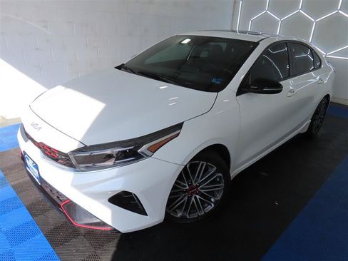 Used 2023 Kia Forte GT w/ GT2 Package FWD image 4