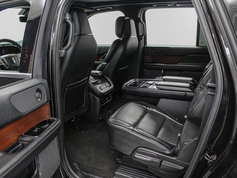 Used 2021 Lincoln Navigator L Reserve AWD/4WD image 20