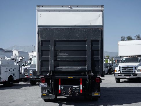 Used 2016 Ford F650 2WD Regular Cab Super Duty image 7