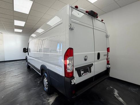 Used 2023 RAM ProMaster 3500 w/ Convenience Group image 18