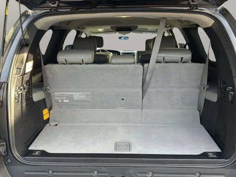 Used 2016 Toyota Sequoia Platinum image 17