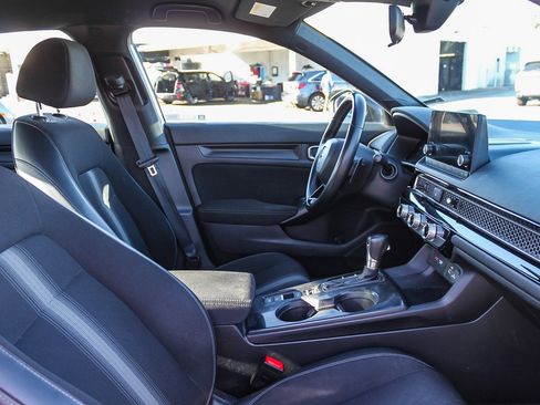 Used 2022 Honda Civic Sport image 17