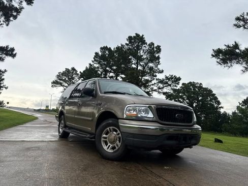 Used 2002 Ford Expedition XLT RWD image 5