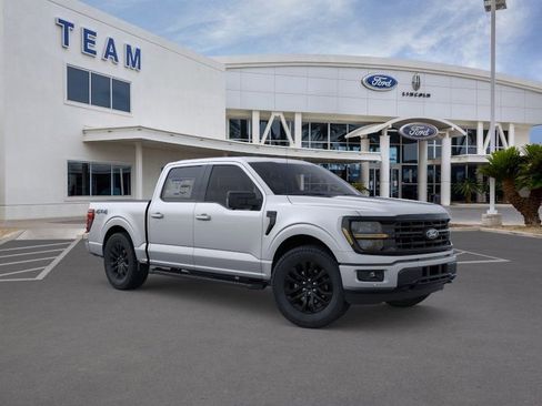 New 2026 Ford F150 XLT w/ Equipment Group 302A MID AWD/4WD image 7