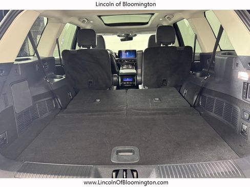 Certified 2025 Lincoln Aviator Reserve AWD/4WD image 15