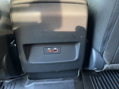 Used 2024 Nissan Frontier PRO-4X w/ Technology Package image 12