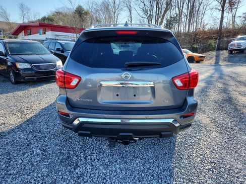 Used 2019 Nissan Pathfinder SL image 4