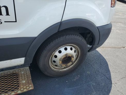 Used 2019 Ford Transit 350 XL RWD image 6