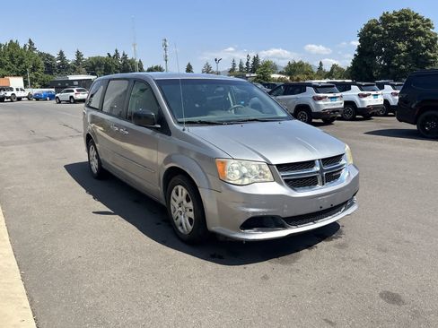 Used 2014 Dodge Grand Caravan SE w/ Quick Order Package 29E SE FWD image 7