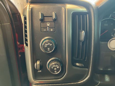 Used 2017 Chevrolet Silverado 1500 LT w/ All Star Edition image 13