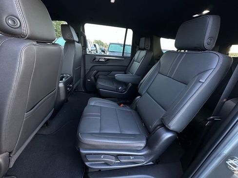 New 2026 Chevrolet Suburban RST w/ Comfort Package image 20
