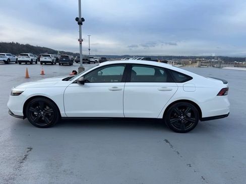 Certified 2023 Honda Accord Sport image 3