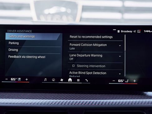Used 2025 BMW XM Label Red AWD/4WD image 77