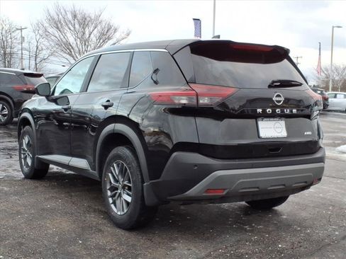 Certified 2023 Nissan Rogue S image 29