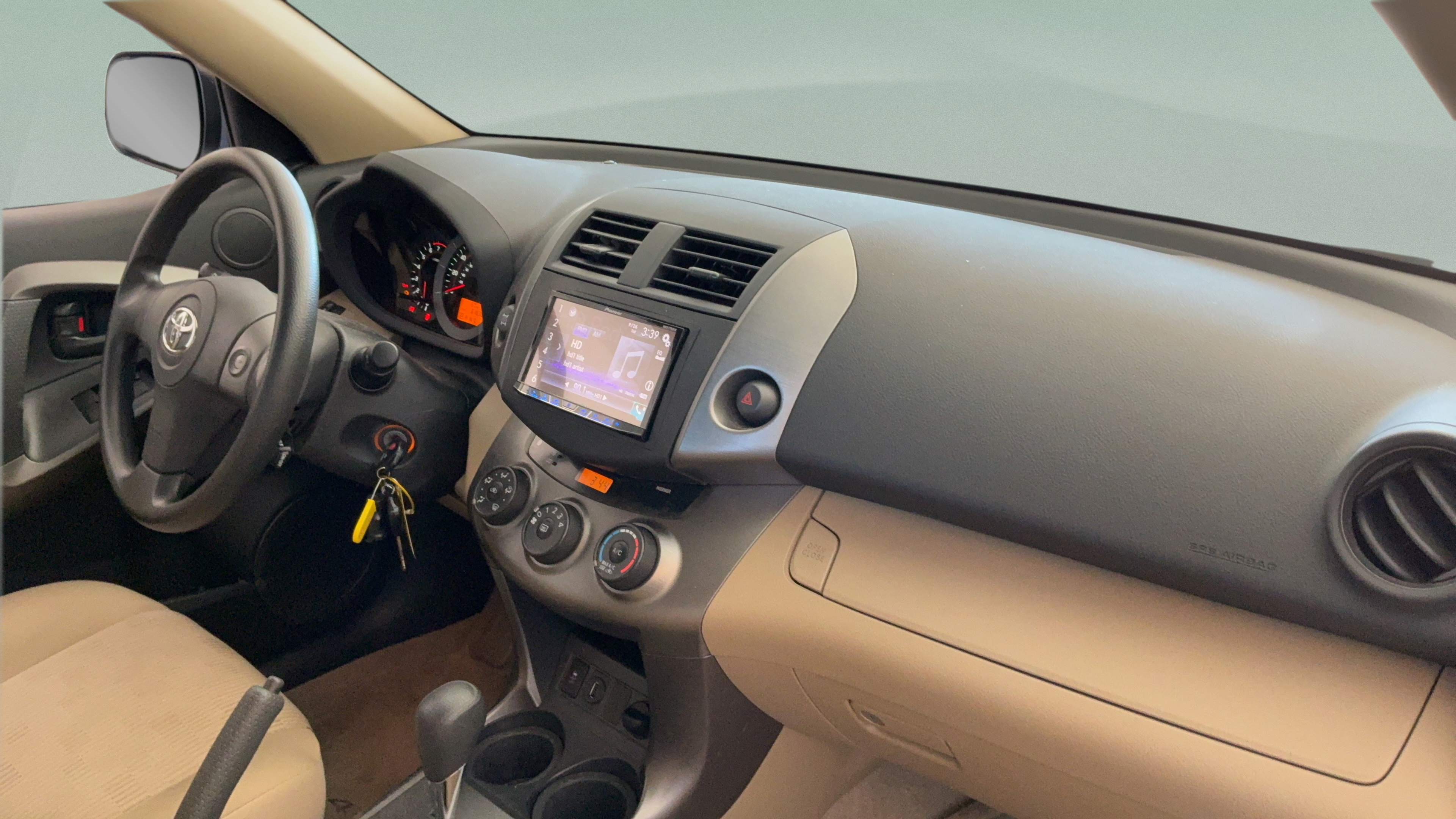 Used 2011 Toyota RAV4 4WD w/ Base L4 Extra Value Pkg image 31