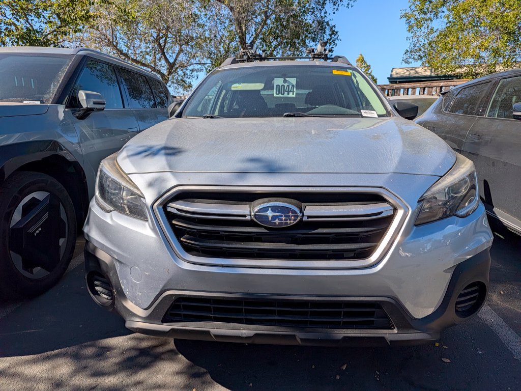 Used 2018 Subaru Outback 2.5i AWD/4WD image 2