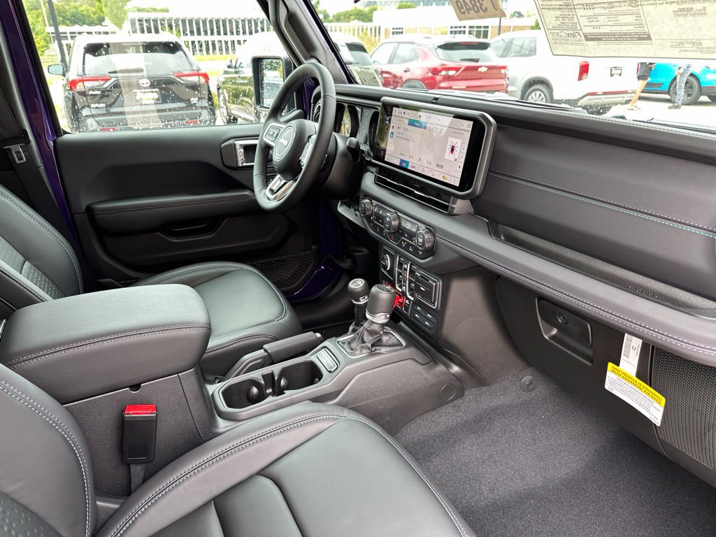 New 2026 Jeep Gladiator Sport AWD/4WD image 15