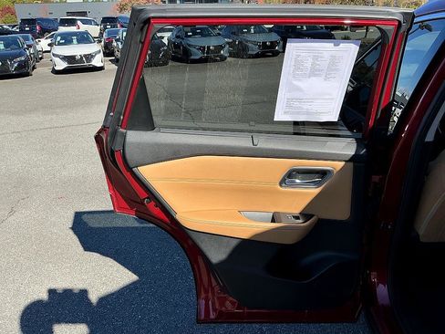 Certified 2023 Nissan Rogue Platinum w/ Platinum Premium Package image 26