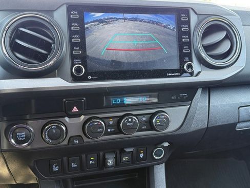 Used 2023 Toyota Tacoma TRD Sport w/ Technology Package image 20