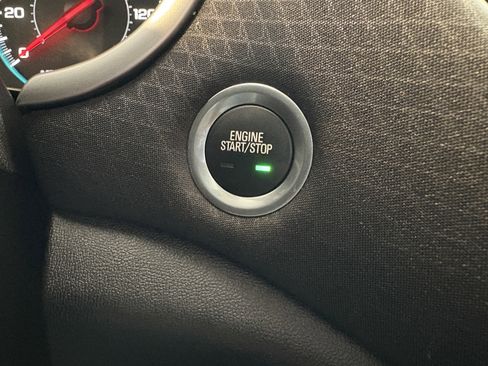 Used 2025 Chevrolet Malibu LT image 14