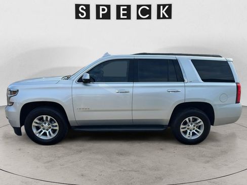 Used 2017 Chevrolet Tahoe LT w/ Luxury Package AWD/4WD image 2