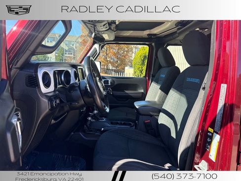 Used 2021 Jeep Wrangler Unlimited Islander image 13