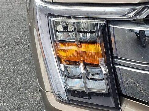 Certified 2023 Ford F150 Lariat image 9