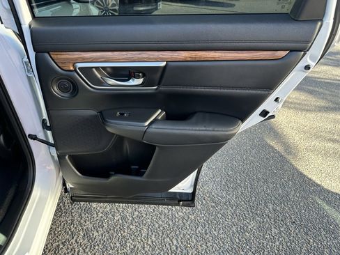 Used 2021 Honda CR-V Touring image 19
