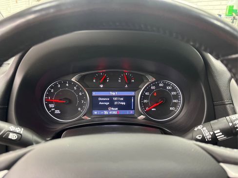 Used 2022 GMC Terrain SLT image 22