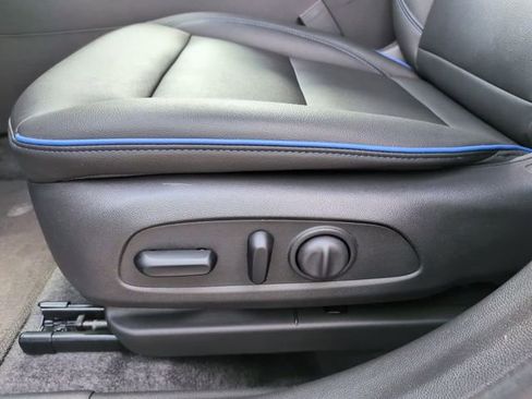 Used 2024 Buick Envista Sport Touring w/ Convenience I Package FWD image 13