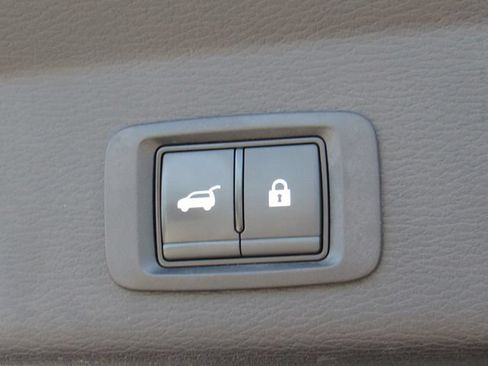 Used 2023 Mitsubishi Outlander SE FWD image 7
